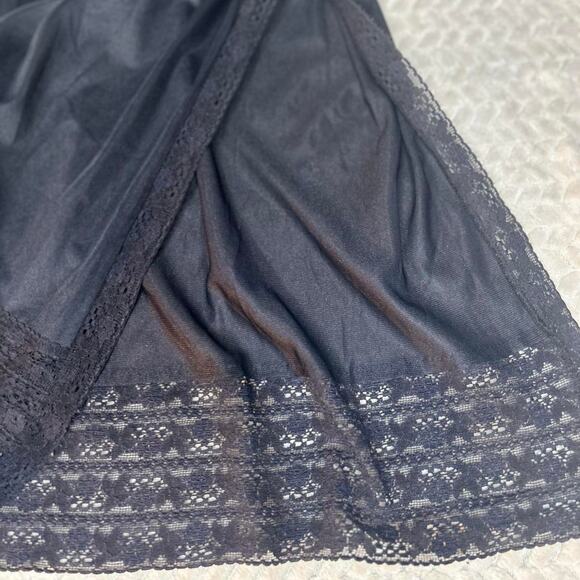 Vintage unbranded black satin - Picture 4 of 6